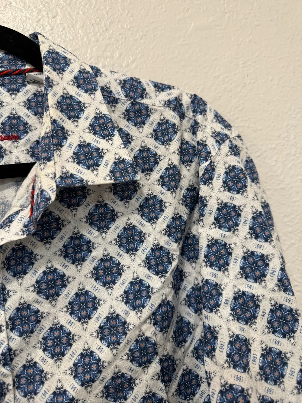 Robert Graham Men’s XL Classic Fit Blue White Geometric Print Button Front Shirt